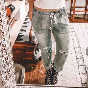 Sky Blue Gather Round Distressed Pocketed Denim Jo